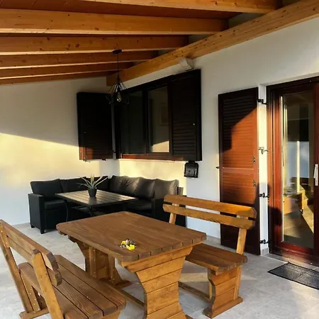 Διαμέρισμα Active Chillax Oasis Ankaran
